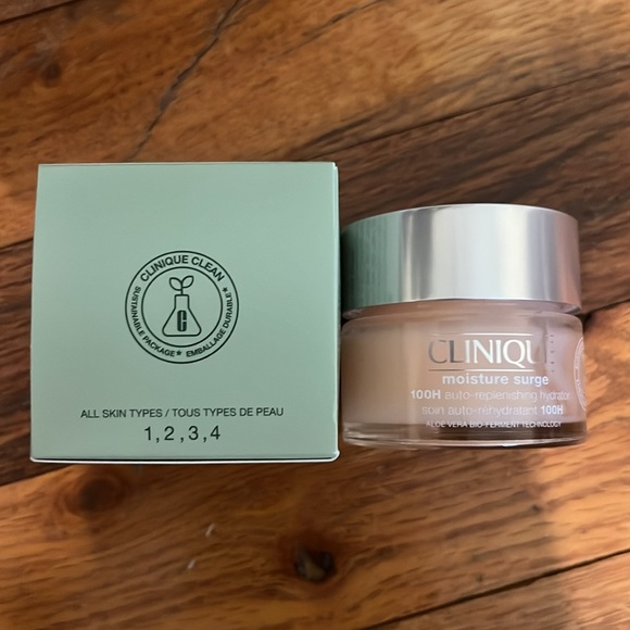 NIB Clinique Moisture Surge 100hr 1.0oz - Picture 4 of 5